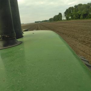 Meet your Posher, Javier